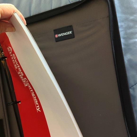 🎁NWOT Unisex🇨🇭Swiss Army Briefcase - Picture 10 of 13